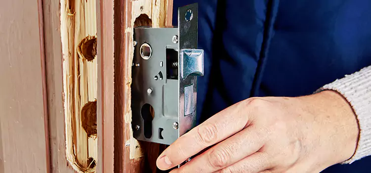Garage Door Lock Replacement Rocky River